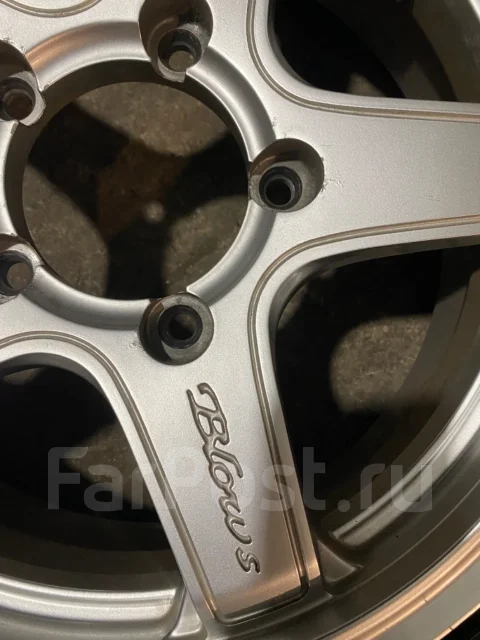 Blows. 5.5x16", 5x139.7, ET20 ����