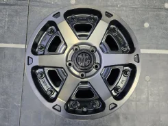 Auto Couture Empress