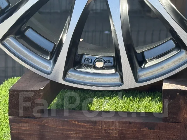 Venerdi. 7.0x15", 4x98, ET38, �� 58,6���. ����