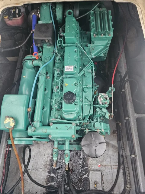Yamaha FR-28. 1991 ���, ����� 8,5��., ��������� ������������, 200��.�., ������ ����