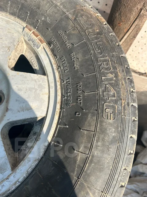Mazda. x14", 6x139.7, ET33 ����