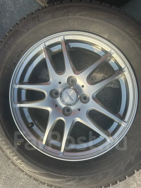 Hot Stuff Cross Speed Cyber-5. 5.5x15", 4x100, ET50 ����