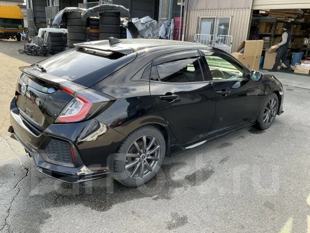 Honda Civic. FK7, L15C ����
