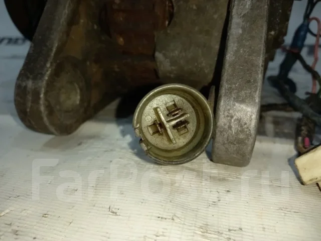 ��������� Isuzu Forward 1812004163 6HH1 1812004163 ����