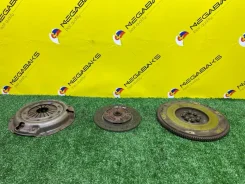 ������� Subaru Impreza 2002 30210AA510 GG2 EJ152 [219394] 30210AA510 ����