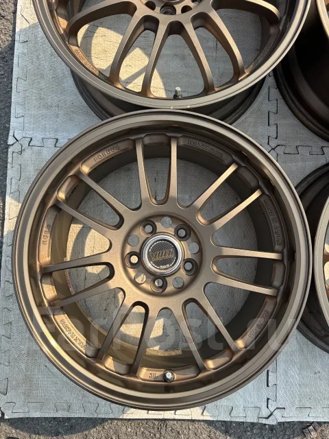 RAYS Volk Racing RE30. 7.5x17", 5x100, ET50, �� 56,1���. ����
