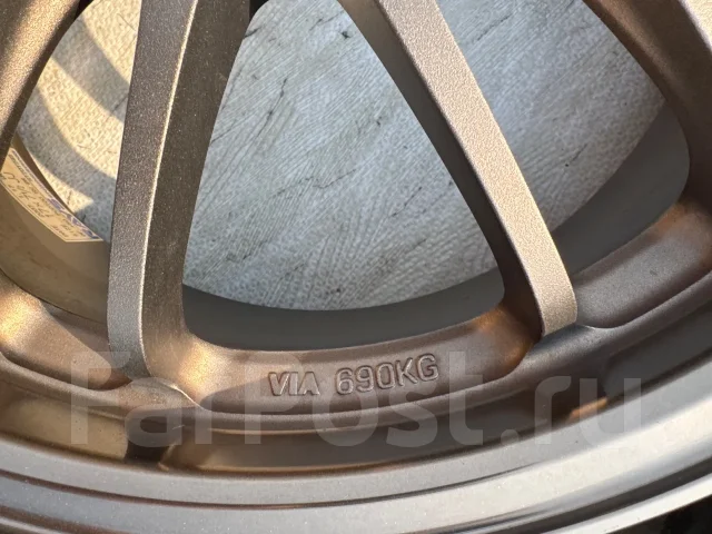 RAYS Volk Racing RE30. 7.5x17", 5x100, ET50, �� 56,1���. ����