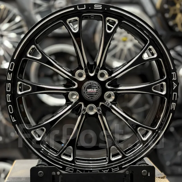 Weld Racing. 8.5x18", 5x114.3, ET40, �� 73,1���. ����