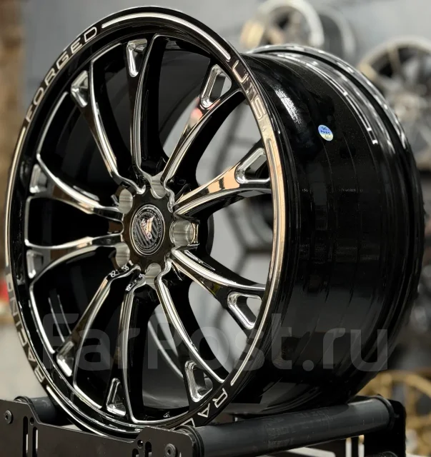 Weld Racing. 8.5x18", 5x114.3, ET40, �� 73,1���. ����