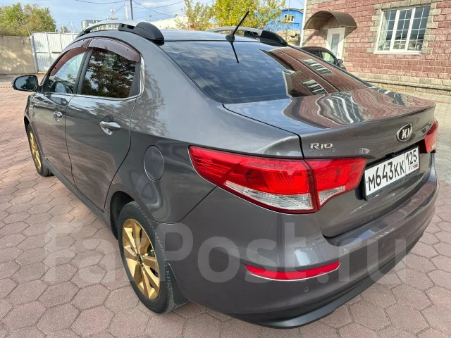 Kia Rio. �������, ��������, 1.6 (123��.�.), ������, 124 000����. �� ����