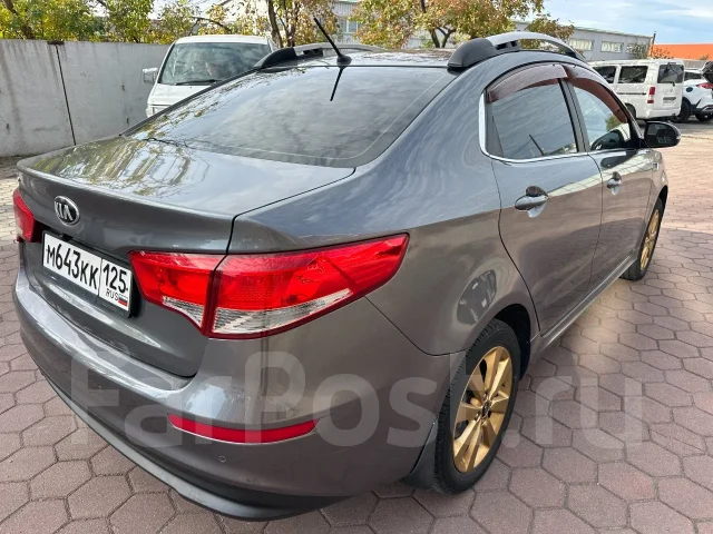 Kia Rio. �������, ��������, 1.6 (123��.�.), ������, 124 000����. �� ����