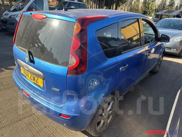 ���������� ������������ Nissan Note E11 2005-2013 21184271 92600AX84B ����
