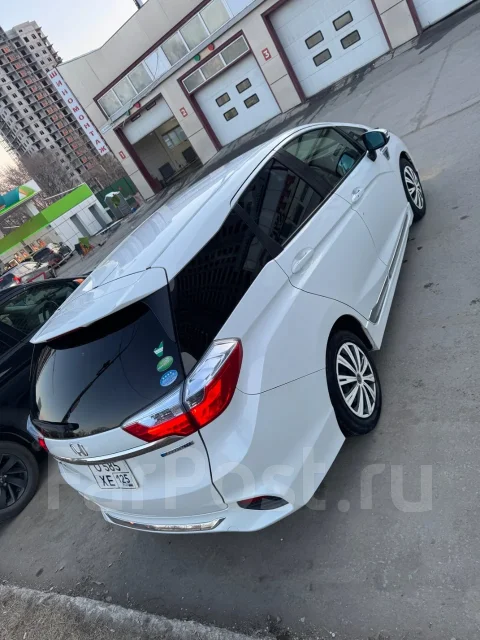 Honda Shuttle. �������, ��������, 1.5 (110��.�.), ������, 164 000����. �� ����