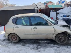 Toyota Duet. M100A, EJ ����