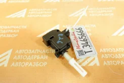 ��������� ����� ��������� Audi A3 8P1 (2003-2013) �71-120 4B9962115C ����