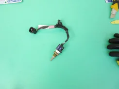 ������ ����������� Toyota 89429-47010,82124-47040 89429-47010 ����