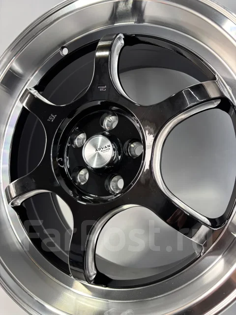 Advan Racing R6. 8.0x17", 5x114.3, ET35, �� 73,1���. ����
