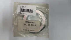������� Mitsubishi Delica 1993 MB664588 P03W G63B MB664588 ����