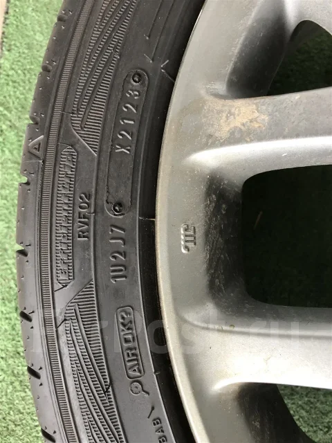 Goodyear EfficientGrip RVF02