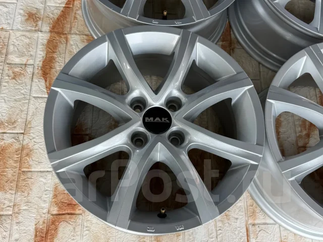 Mak Van. 7.0x16", 4x108, ET38 ����