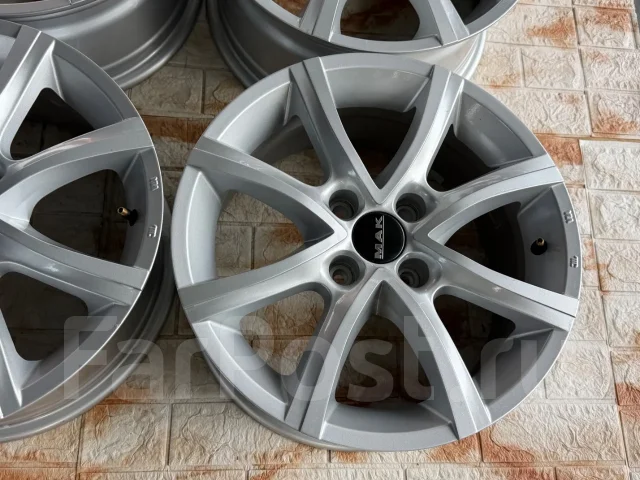Mak Van. 7.0x16", 4x108, ET38 ����