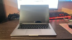 Xiaomi Mi Notebook Air 13.3. 13.3", 3,4����, ��� 8 ��, ���� 128���, WiFi: 1, Bluetooth: 1, ����������� �� 3��. ����