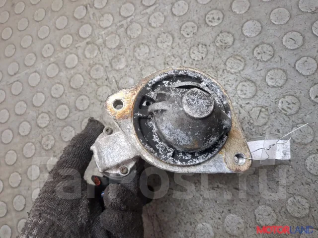������� Ford Focus 3 2011-2015 20861237 2197568 ����