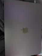 Apple MacBook Air 15 2025. 15.3", 2,9����, ��� 16 ��, ���� 256���, WiFi: 1, Bluetooth: 1, ����������� �� 2��. ����
