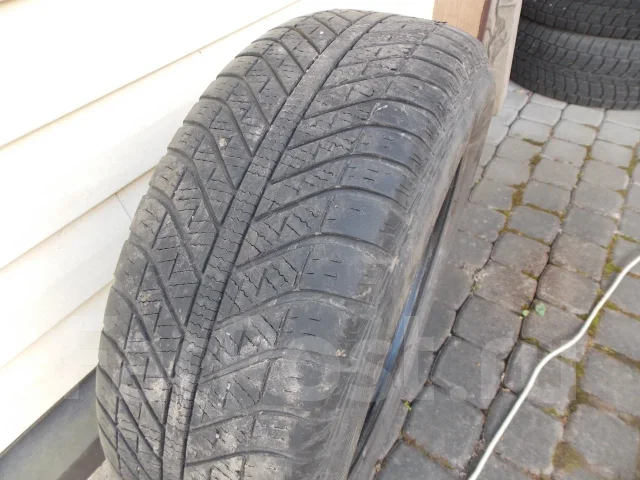 Goodyear Vector 4Seasons. �����������, 2014 ���, �/�, ����� 50 %. ��������� ����