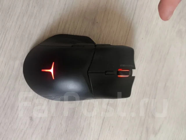 Thunderobot. 16.5", 2����, ��� 16 ��, ���� 512���, WiFi: 1, Bluetooth: 1, ����������� �� 4��. ����