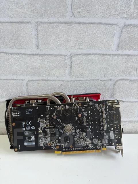 Radeon RX 570 ����