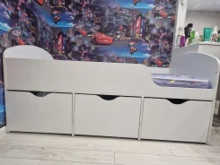 ������� ������������. (�) 830���, (�) 1 640���, �������� ����, ������ � ��������� ����