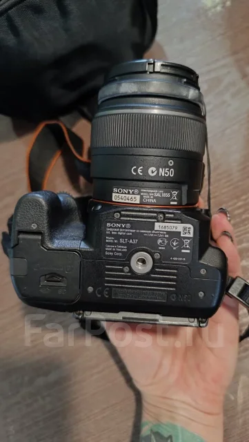 Sony Alpha SLT-A37 ����