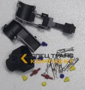 ��� �������! ������ ������� 4-pin DIN72585 � ������. ���� 0.5-1mm2 ��� ������ D=5mm �-��� 8801408SX 8801408SX ����