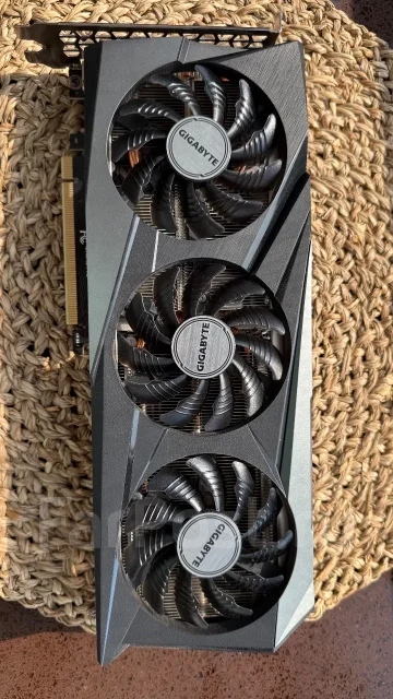 GeForce RTX 3060 Ti ����