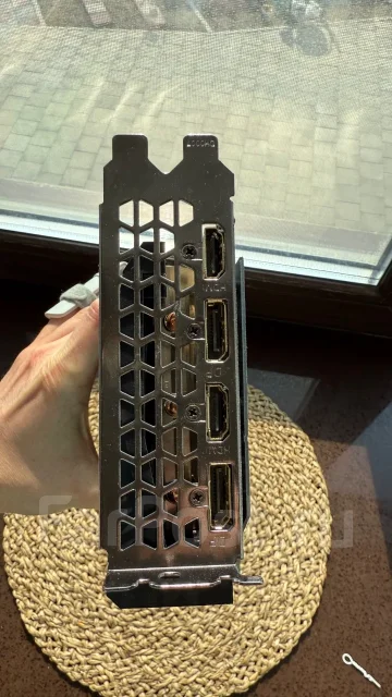 GeForce RTX 3060 Ti ����