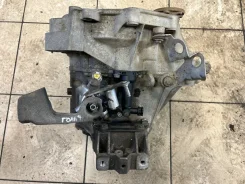 ������� ������� ���� Volkswagen Golf 2005 02T301103K 5 BCA 02T301103K ����
