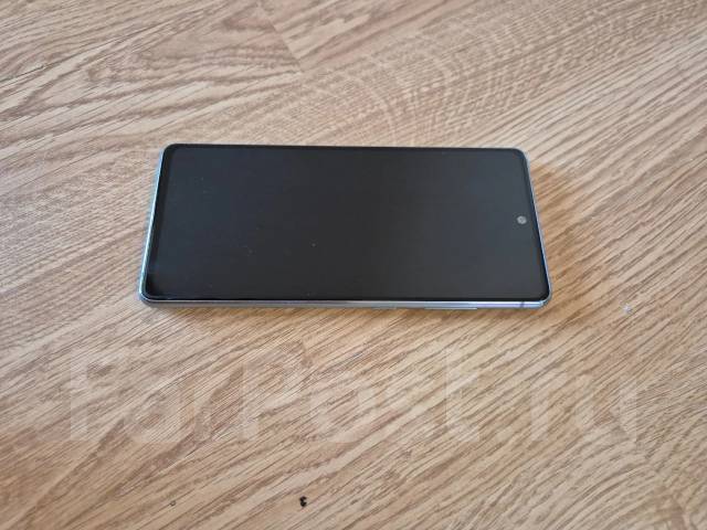Samsung Galaxy S20 FE. �/�, 128 ��, ���������, 3G, 4G LTE, 5G, NFC ����