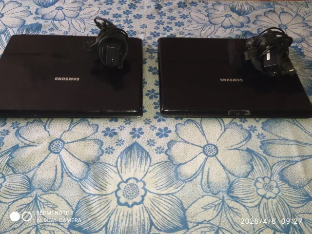 Samsung R510. 15.4", 2����, ���� 250���, WiFi: 1, Bluetooth: 1 ����
