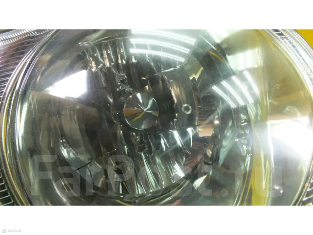 ���� Toyota Progres 2000 [165948], ������ 5125 ����