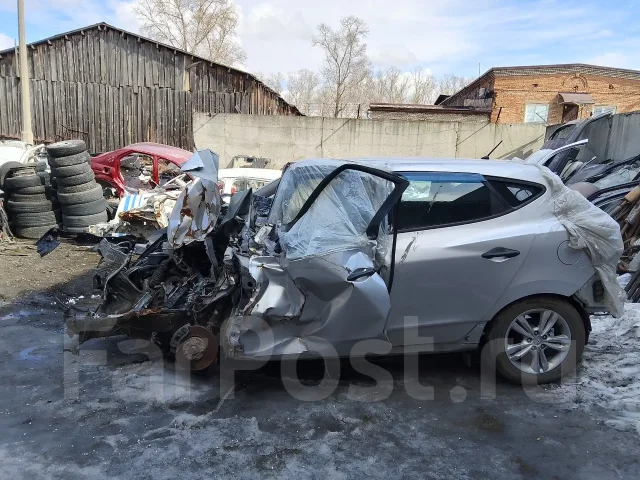 Hyundai ix35. LM, G4KD ����