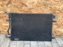 �������� ������������ Audi A4 8E0260401D B6 1.8 AMB 8E0260401D ����