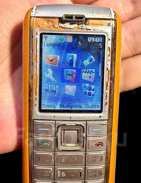 Nokia 6151. �/� ����