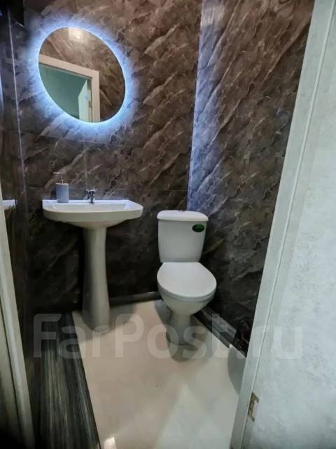 ����� ����