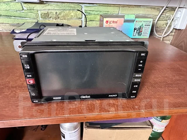 Clarion MAX670W ����