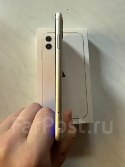 Apple iPhone 11. �/�, 128 ��, �����, 4G LTE ����