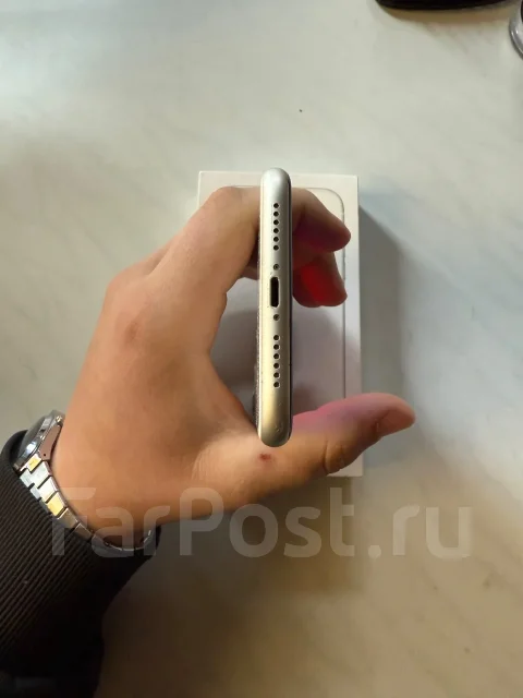 Apple iPhone 11. �/�, 128 ��, �����, 4G LTE ����