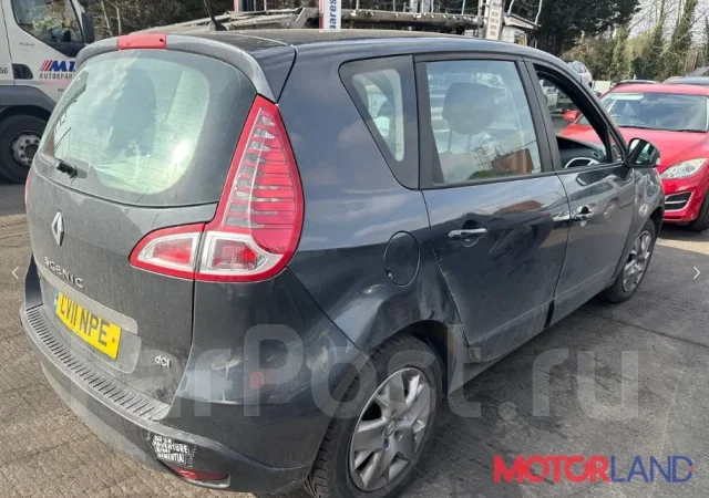 ������� Renault Scenic 2009-2012 21053737 233000603R ����