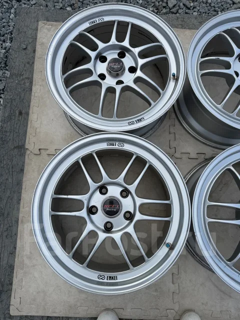 Enkei Racing RPF1. 8.0x17", 5x114.3, ET45, �� 73,1���. ����