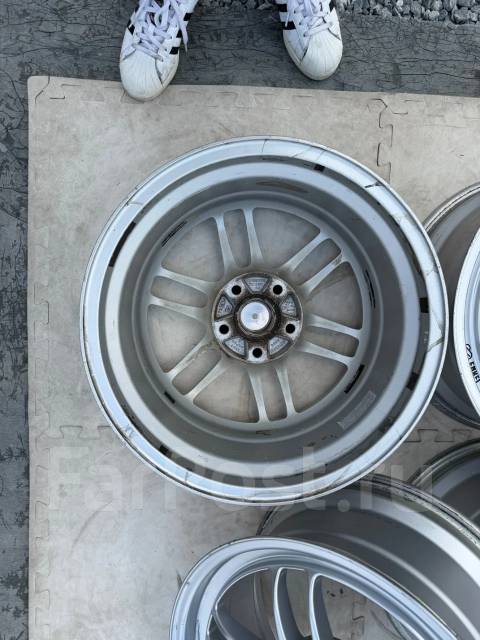 Enkei Racing RPF1. 8.0x17", 5x114.3, ET45, �� 73,1���. ����